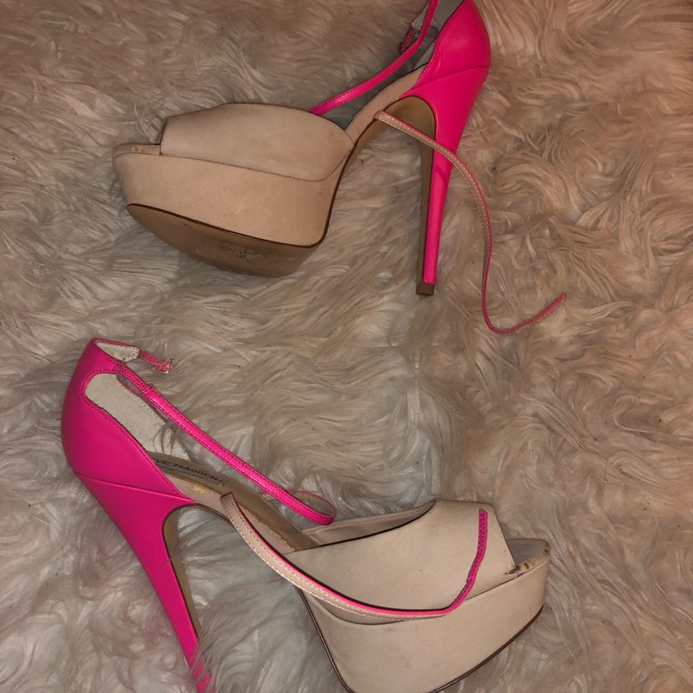 Heels - Picture 5 of 7